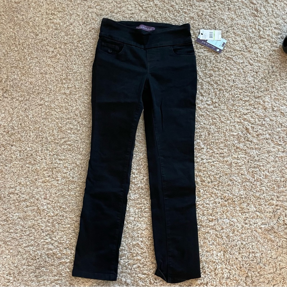 NWT pull on black jeans - Picture 4 of 7